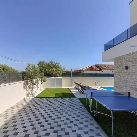 Matea Villa